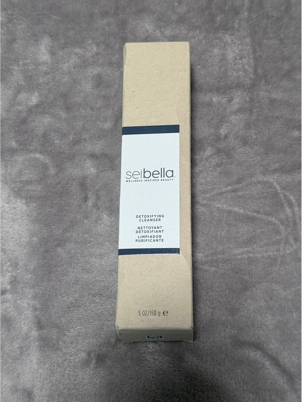 Seibella Charcoal & Flower Detoxifying Cleanser 5oz NIB